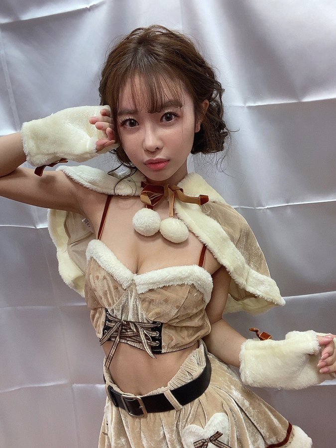 栗山莉绪移籍的第一部番号及封面，栗山莉绪个人简介-图片11