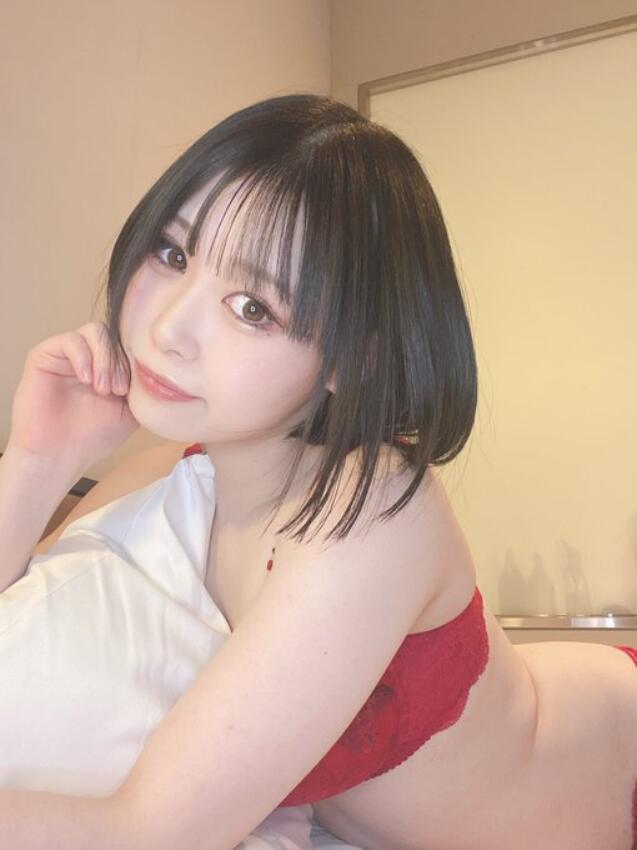 逢月日葵(逢月ひまり)出道作品及封面，逢月日葵个人资料-乐游舍