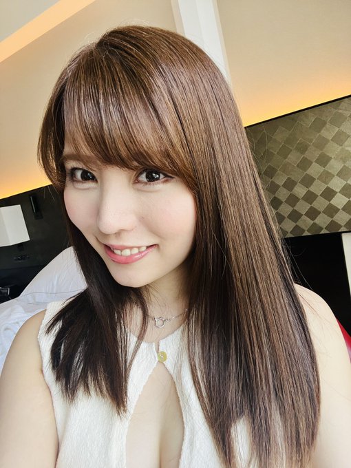 松本梨穗(松本梨穂)出道作品及封面，松本梨穗个人资料-乐游舍