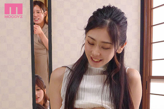 (MIRD-236)史上最幸福男演员！他一个打八个炮炮里出！-图片3